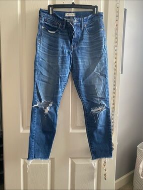Madewell 9” High Rise Distressed Skinny  Cropped Ankle Jeans - Dark Blue